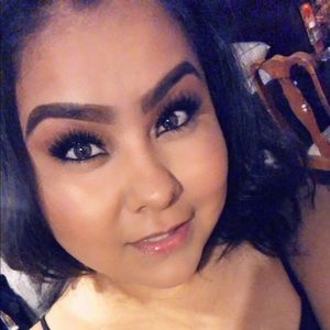 Meet your Posher, Carmen